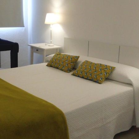 Grupoandria Villa Dora Cala'N Blanes  Zimmer foto