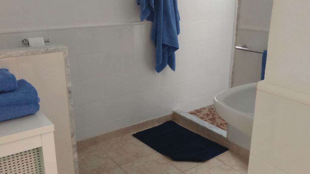 Grupoandria Villa Dora Cala'N Blanes  Zimmer foto